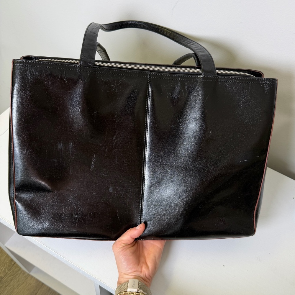HOBO Morena Black Leather Shoulder Tote with Front Zip - Picture 7 of 11